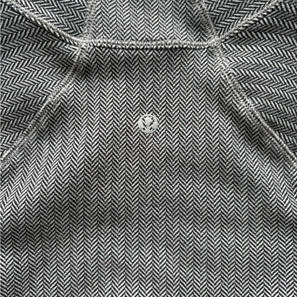Lululemon herringbone pattern Long Sleeve Top - Picture 2 of 4